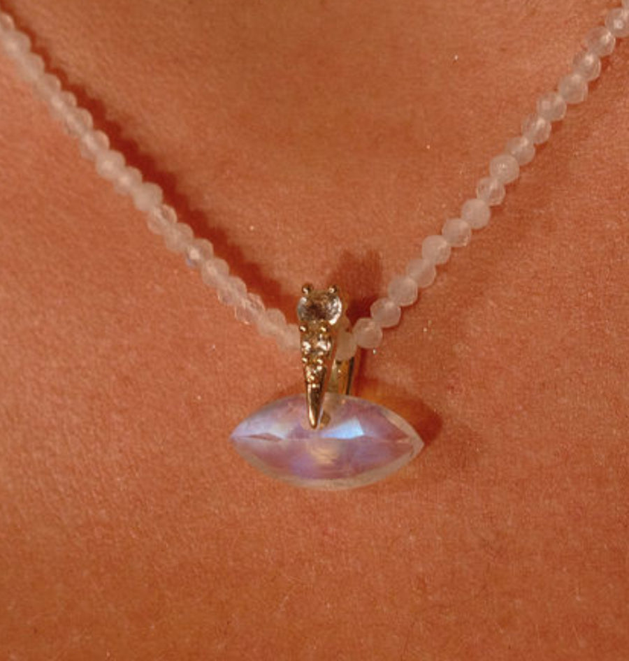 Crystal Charm Amplifier